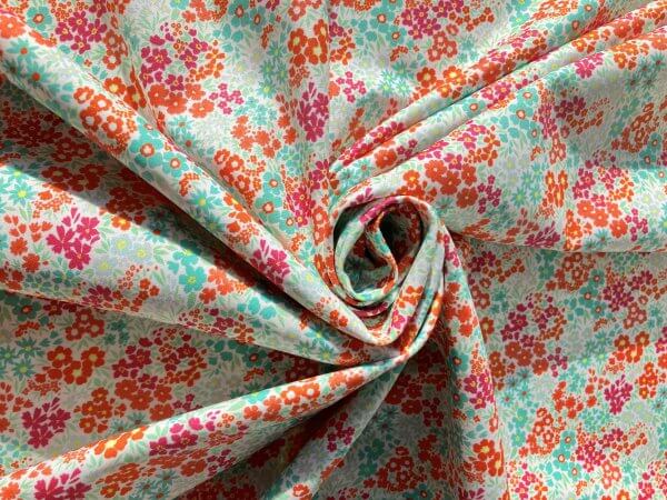 Tissu habillement smallest flowers tiffany